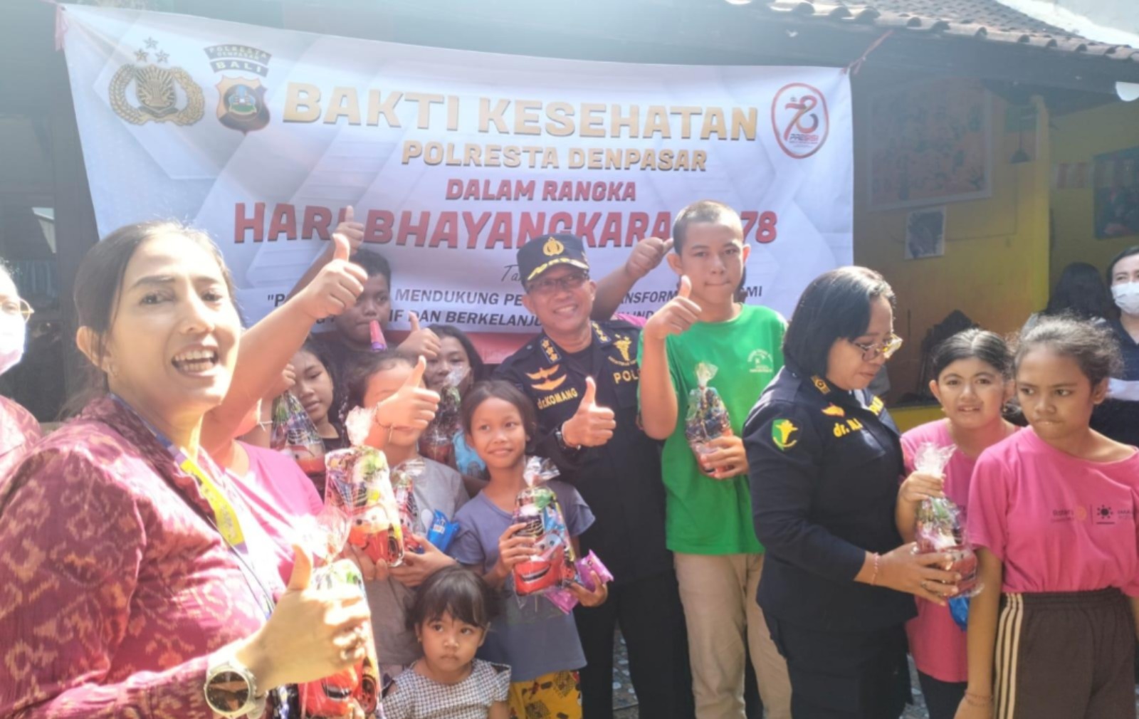 Sambut HUT Bayangkara ke -78, Bidokkes Polda Bali Bersama Dokkes Polresta Denpasar Gelar Bakti Kesehatan Penyandang Disabilitas di Yayasan Sehati Sebali