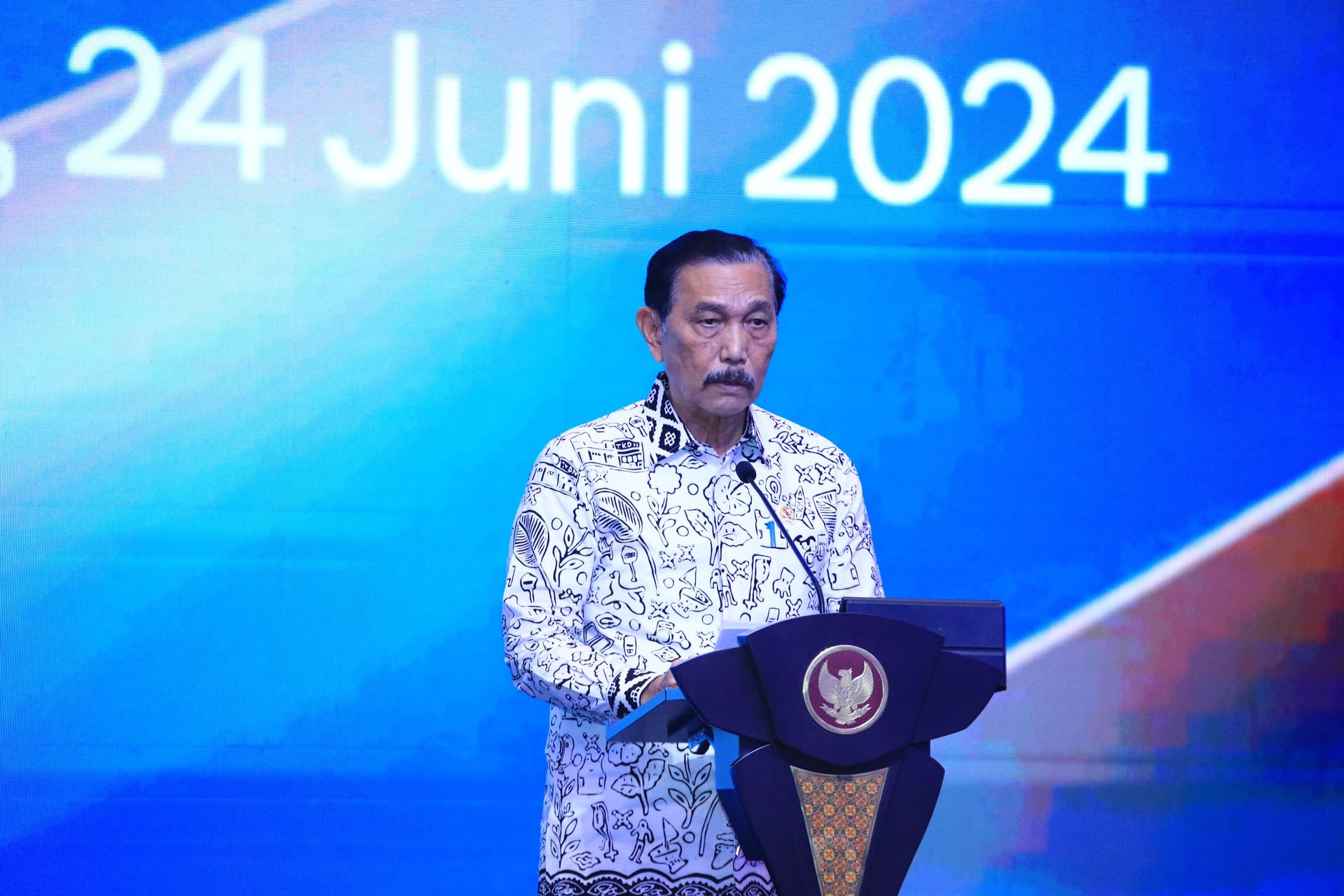 Menko Luhut Apresiasi Polri Gerak Cepat Kembangkan Digitalisasi Layanan Perizinan Event